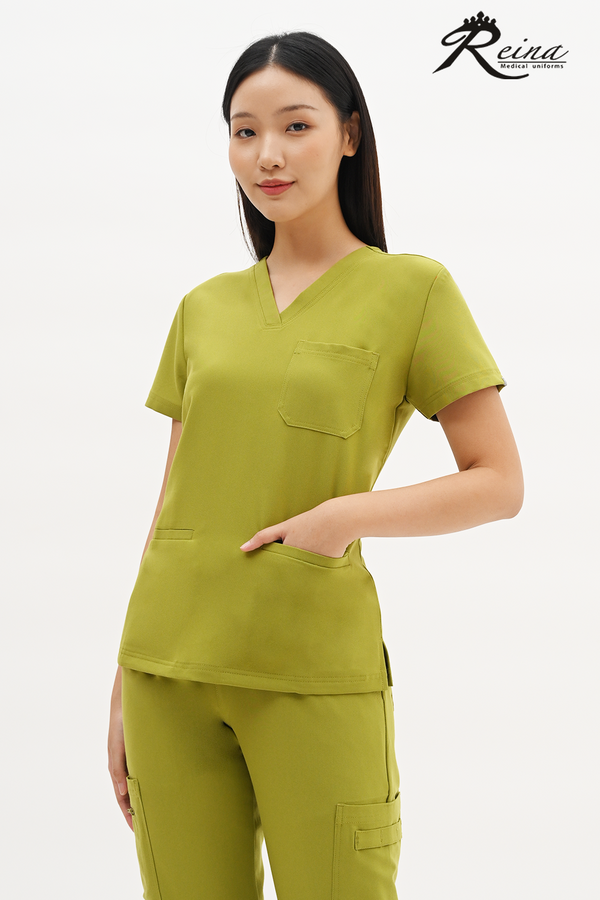 16093 - V-NECK W/ 3 WELT POCKETS LUXE STRETCH TOP